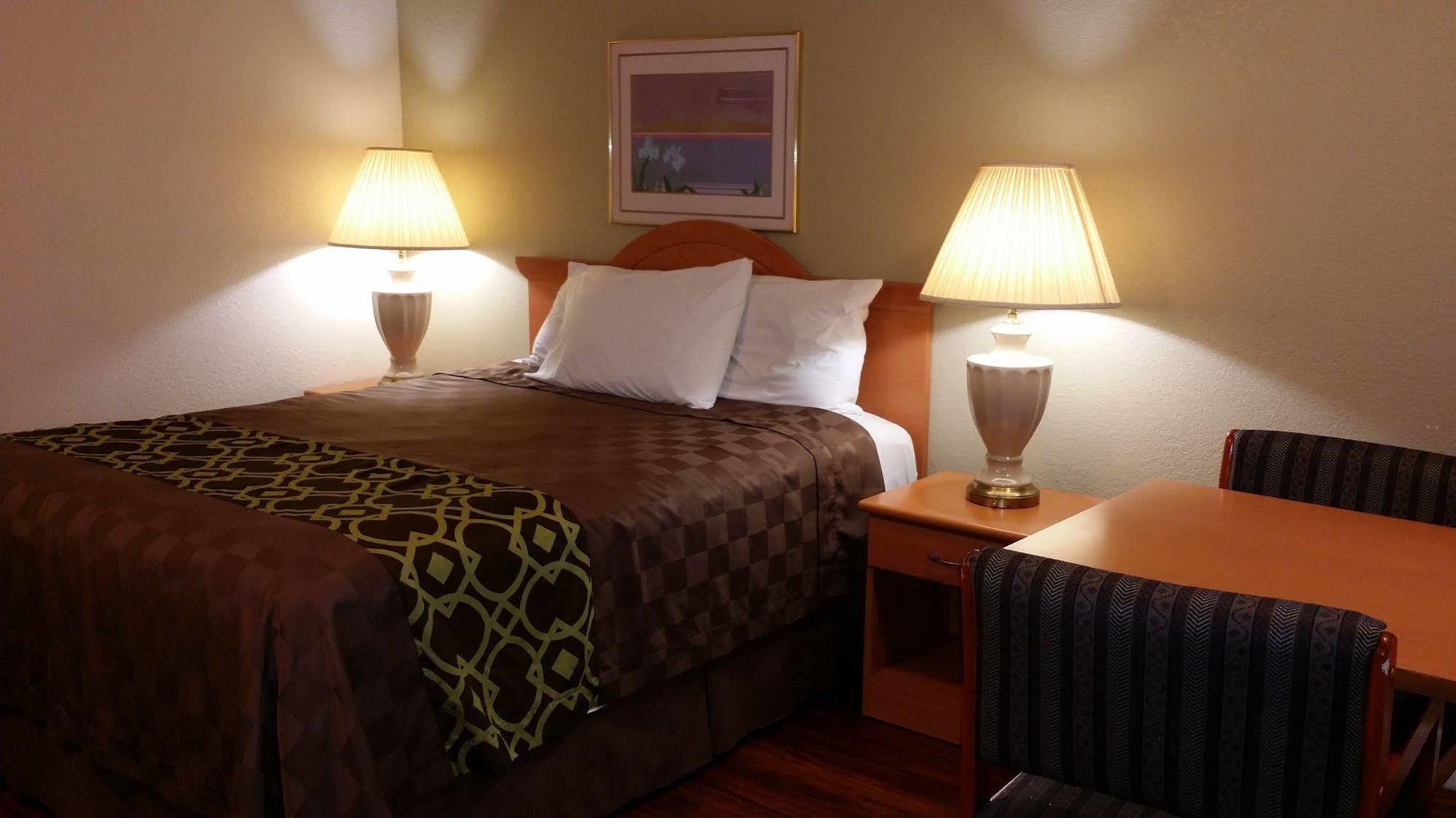 Budget Inn Corcoran Buitenkant foto