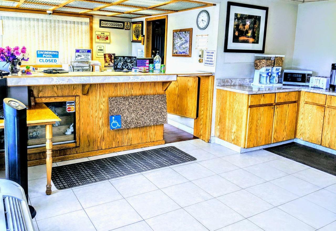 Budget Inn Corcoran Buitenkant foto